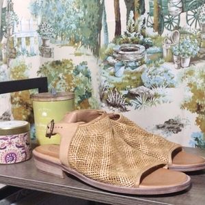 Rattan Sundance Catalog Veracruz handmade Mexican leather sandals